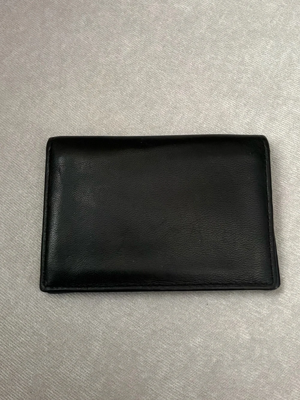 Tumi Black Leather Thin Bifold Credit Card Holder